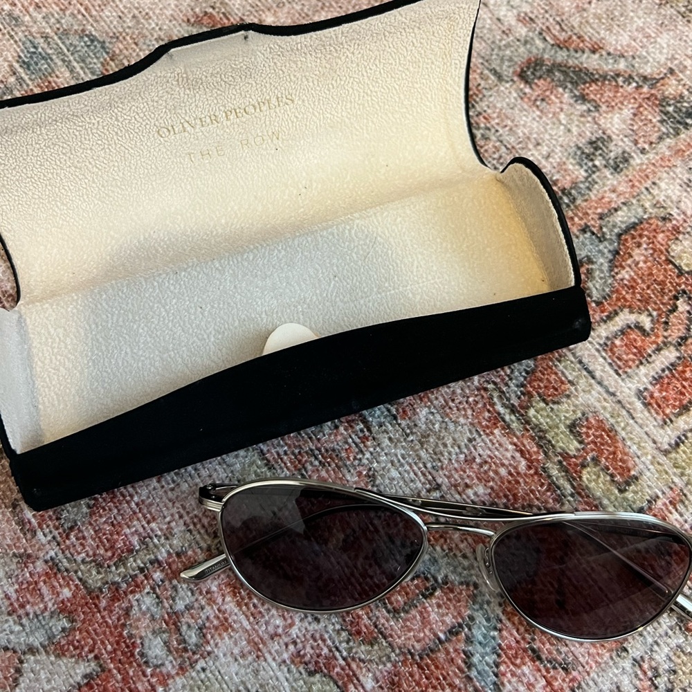 Oliver Peoples Sunglasses!!